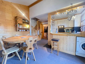 Duplex de Charme pour 6 Personnes, Proche Centre et Pistes de Ski - FR-1-505-209
